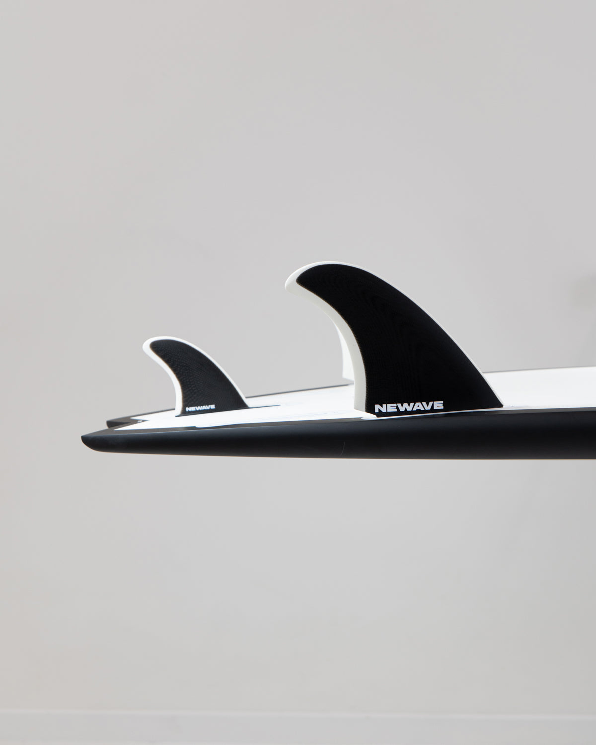Twin Fin +Trailer - Black & White