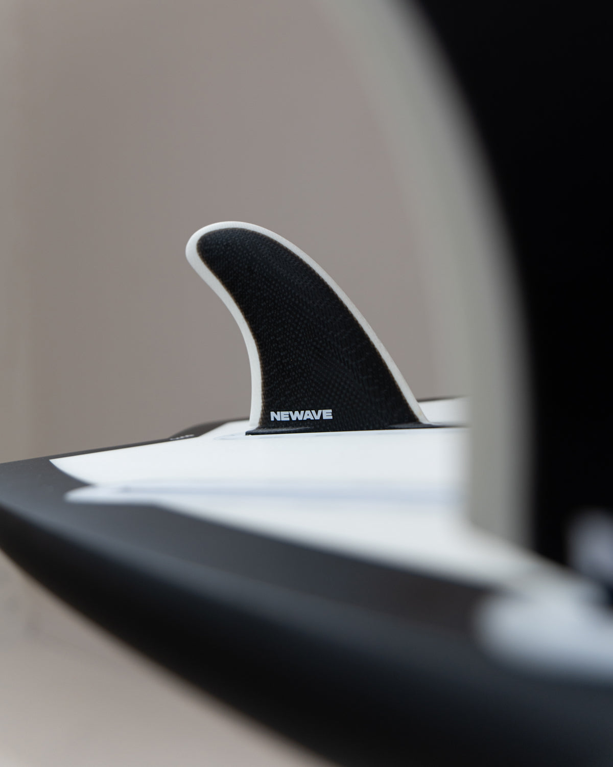 Twin Fin +Trailer - Black & White